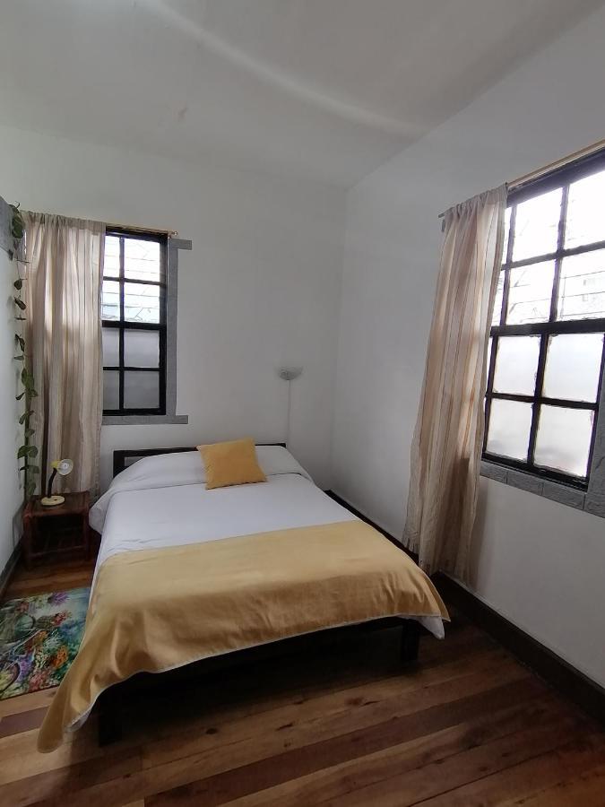 קיטו Galapagos Natural Life Hostel מראה חיצוני תמונה